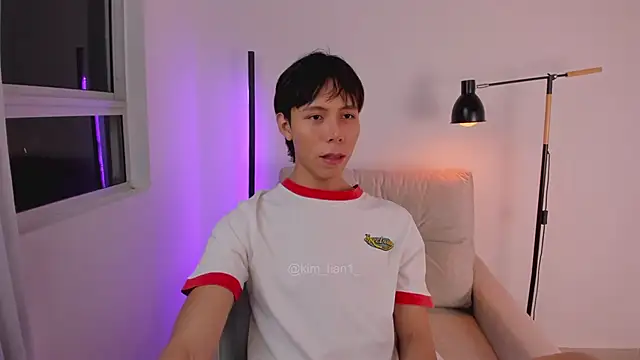 kim lian21 online show from 02/18/26, 10:33