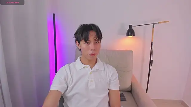 kim lian21 online show from 03/11/26, 10:21