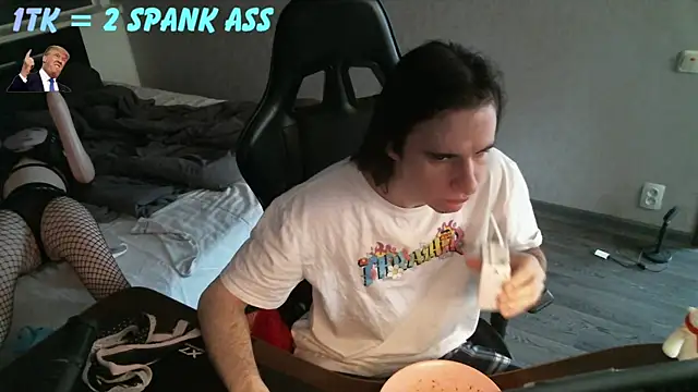 izilizi 23 online show from 03/31/26, 06:25