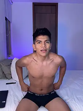 santiago 01 online show from 01/05/25, 03:53