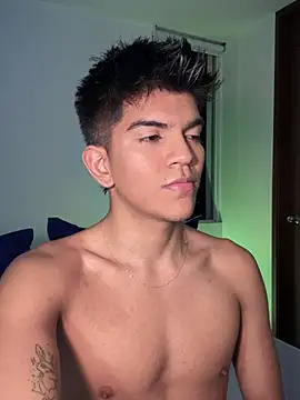 santiago 01 online show from 02/01/25, 04:03