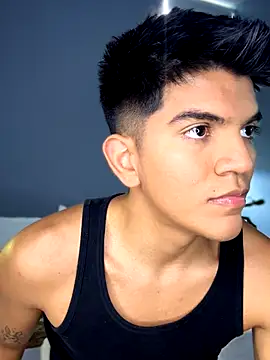 santiago 01 online show from 09/18/25, 07:16