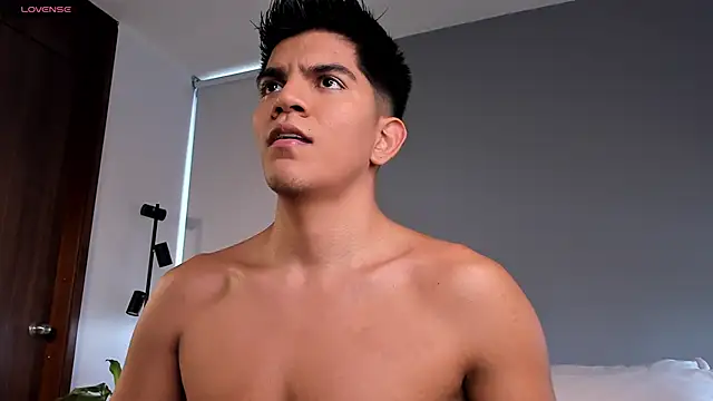 santiago 01 online show from 04/05/26, 08:28