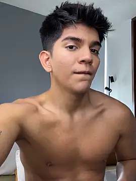 santiago 01 online show from 05/16/26, 07:34