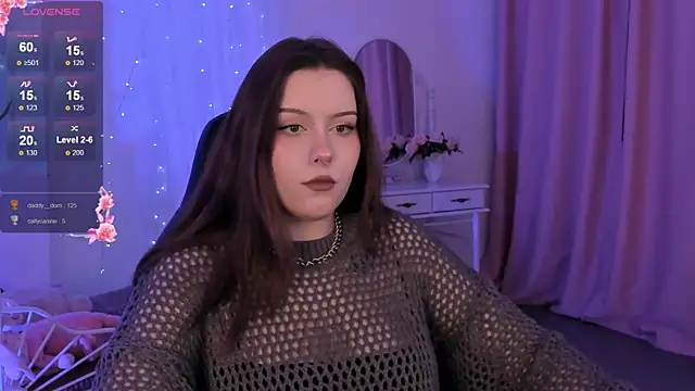 CoralineKeyns online show from 02/11/25, 08:37