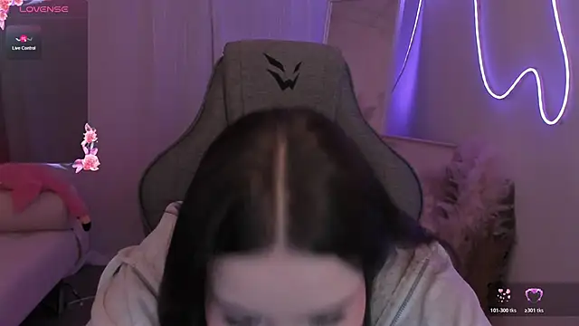 CoralineKeyns online show from 03/05/26, 05:36