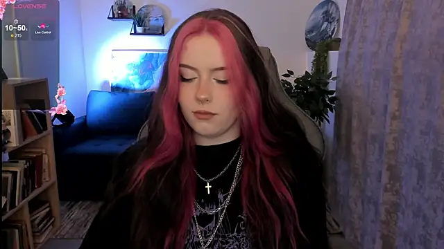 CoralineKeyns online show from 05/13/26, 05:27