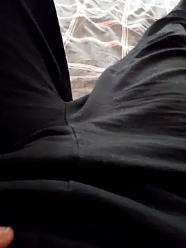 Snapshot of sevinc939 chatting on 01/20/25, 12:39 sevinc939 online show from 01/20/25, 12:39