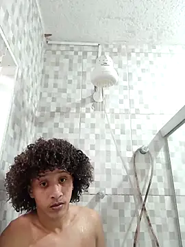 Snapshot of Nicolaskribeiro chatting on 02/21/25, 12:17 Nicolaskribeiro online show from 02/21/25, 12:17