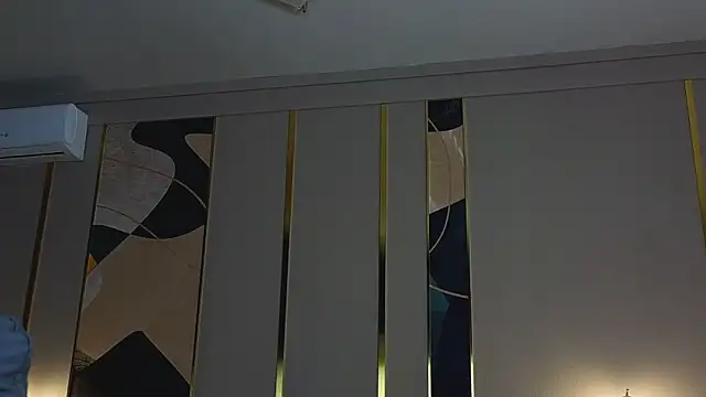 Snapshot of katy__moonj chatting on 10/10/25, 01:15 katy moonj online show from 10/10/25, 01:15