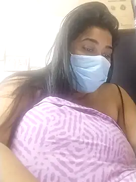 Snapshot of indianlisa5 chatting on 01/14/25, 06:56 indianlisa5 online show from 01/14/25, 06:56