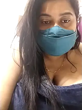 Snapshot of indianlisa5 chatting on 01/28/25, 04:29 indianlisa5 online show from 01/28/25, 04:29