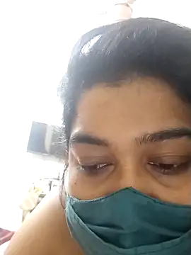 Snapshot of indianlisa5 chatting on 02/15/25, 01:53 indianlisa5 online show from 02/15/25, 01:53