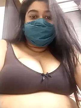 Snapshot of indianlisa5 chatting on 02/23/25, 07:38 indianlisa5 online show from 02/23/25, 07:38