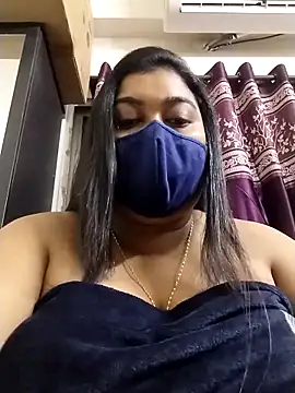 Snapshot of indianlisa5 chatting on 09/18/25, 11:29 indianlisa5 online show from 09/18/25, 11:29