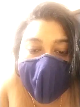 Snapshot of indianlisa5 chatting on 10/17/25, 09:17 indianlisa5 online show from 10/17/25, 09:17