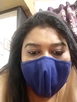 Snapshot of indianlisa5 chatting on 10/19/25, 07:58 indianlisa5 online show from 10/19/25, 07:58