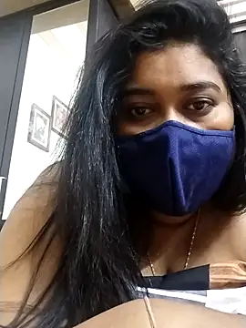 Snapshot of indianlisa5 chatting on 11/27/25, 10:01 indianlisa5 online show from 11/27/25, 10:01