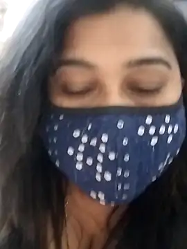 Snapshot of indianlisa5 chatting on 02/27/26, 07:03 indianlisa5 online show from 02/27/26, 07:03