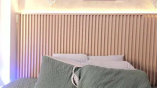 daiana curly online show from 01/09/26, 08:10