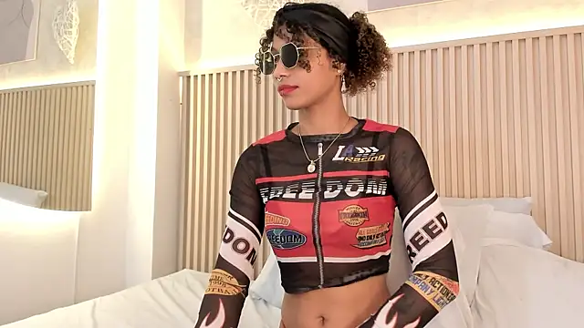 daiana curly online show from 03/07/26, 08:06