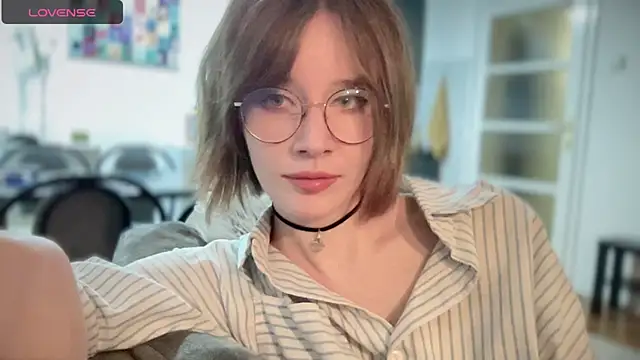 Snapshot of ms_christiana chatting on 11/19/25, 07:36 ms christiana online show from 11/19/25, 07:36