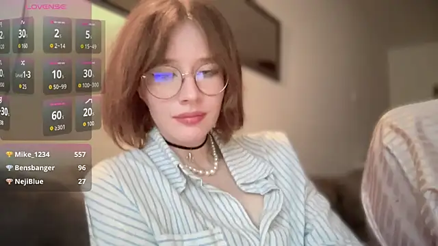 Snapshot of ms_christiana chatting on 12/01/25, 02:33 ms christiana online show from 12/01/25, 02:33