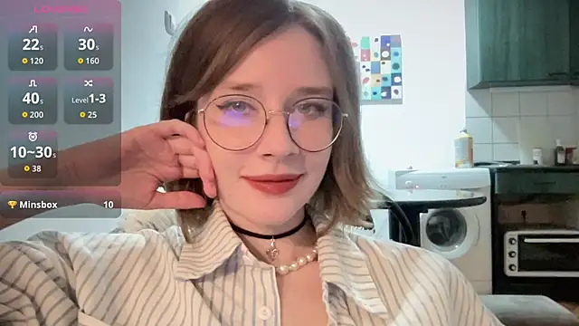 Snapshot of ms_christiana chatting on 12/15/25, 02:27 ms christiana online show from 12/15/25, 02:27