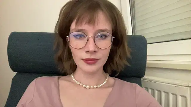 ms christiana online show from 05/05/26, 07:33