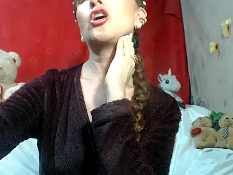 hottieperla online show from 03/04/25, 10:05