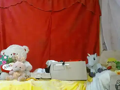 Snapshot of hottieperla chatting on 05/21/26, 01:51 hottieperla online show from 05/21/26, 01:51