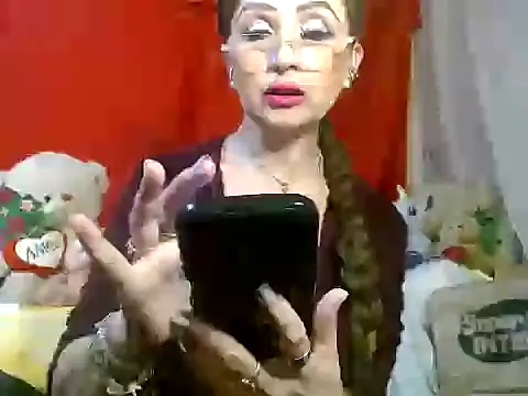 Snapshot of hottieperla chatting on 06/02/26, 06:21 hottieperla online show from 06/02/26, 06:21