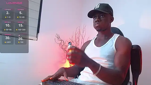 Snapshot of mike_wallace chatting on 01/22/25, 04:44 mike wallace online show from 01/22/25, 04:44