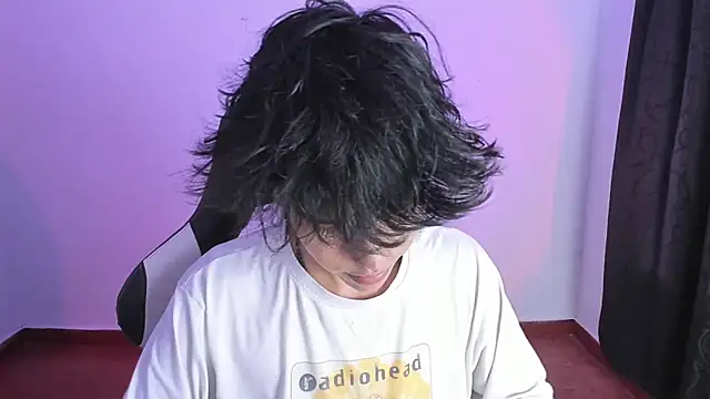 Snapshot of Alan26_ chatting on 02/24/25, 01:35 Alan26 online show from 02/24/25, 01:35