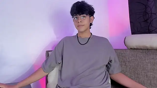 Snapshot of Alan26_ chatting on 03/09/25, 08:52 Alan26 online show from 03/09/25, 08:52