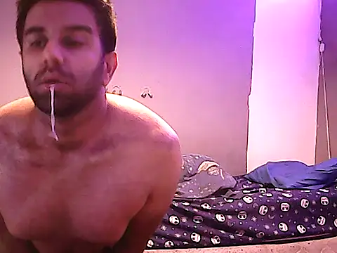 Snapshot of twinkerbell344 chatting on 12/22/25, 11:07 twinkerbell344 online show from 12/22/25, 11:07