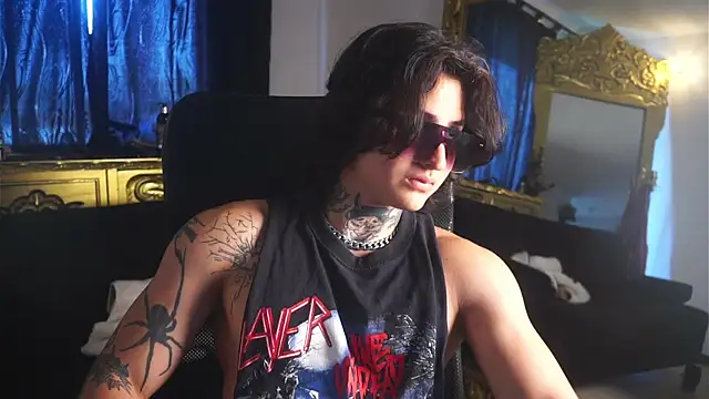 dantecoppolaa  online show from 02/08/25, 03:42