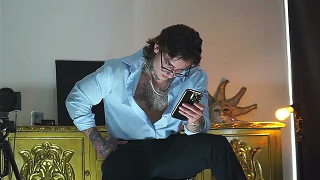 dantecoppolaa  online show from 09/27/25, 07:52