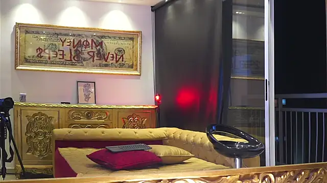 dantecoppolaa  online show from 02/27/26, 01:49