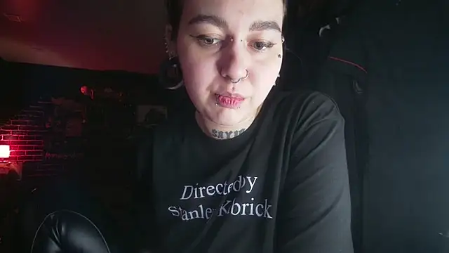 Snapshot of MoorderxDoll chatting on 02/09/25, 09:39 MoorderxDoll online show from 02/09/25, 09:39