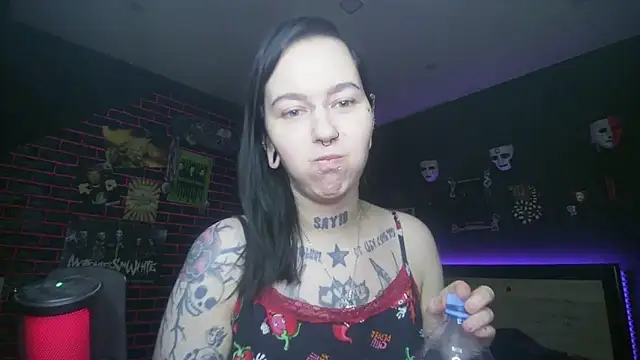 MoorderxDoll online show from 03/03/26, 07:20