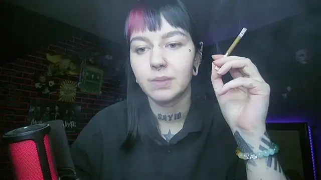 MoorderxDoll online show from 03/04/26, 11:55