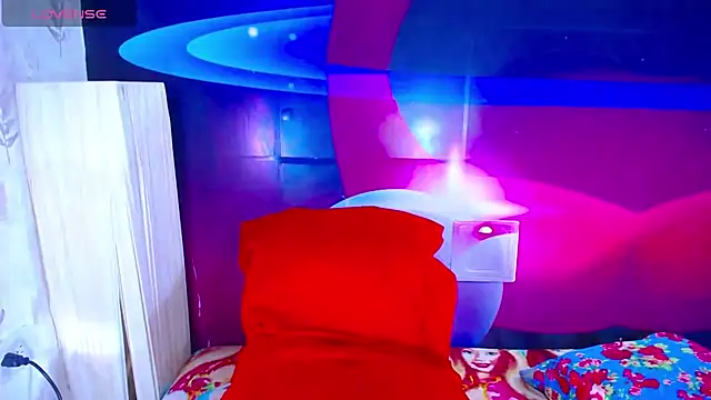 Cristalxxts online show from 11/19/25, 07:14