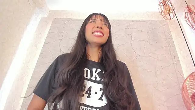 Snapshot of aprilalen chatting on 01/31/25, 06:57 aprilalen online show from 01/31/25, 06:57