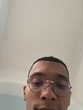Aaronblack1  online show from 02/23/25, 08:33