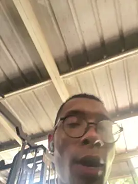 Aaronblack1  online show from 05/25/26, 05:19