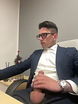 masterboss  online show from 12/15/25, 01:37