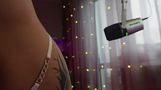 Snapshot of BOOLOCHKAA chatting on 12/27/24, 08:35 BOOLOCHKAA online show from 12/27/24, 08:35