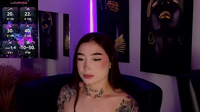  brenna hanson online show from 11/11/25, 07:25