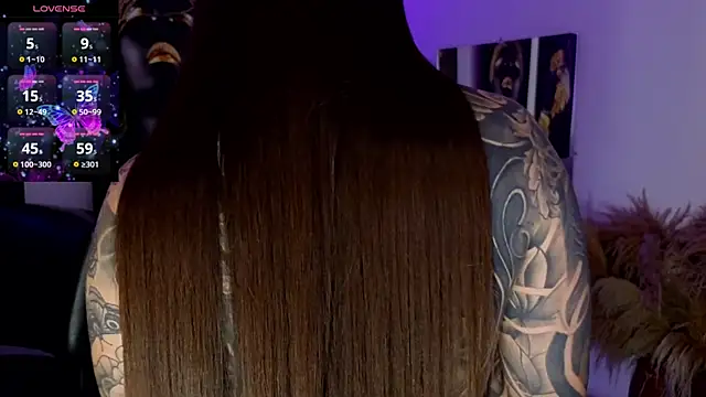  brenna hanson online show from 02/11/26, 07:19